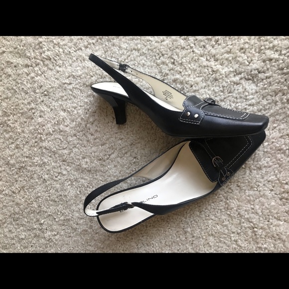 Sandals - Picture 4 of 7